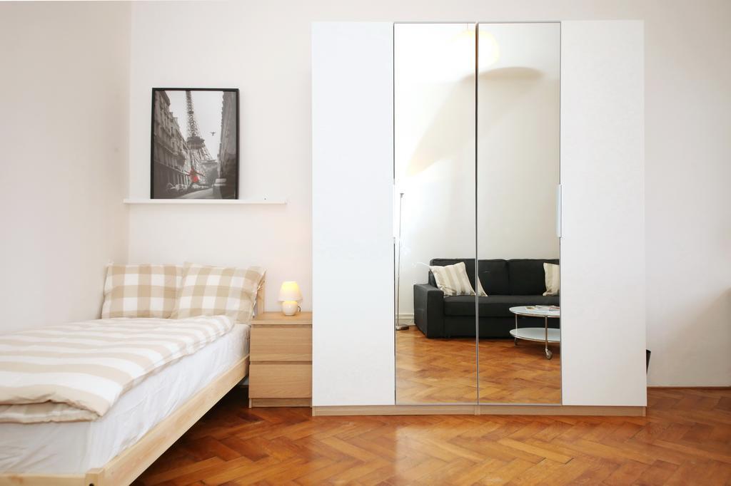 פראג Apartments With 2 Bathrooms- 5 Minutes From Old Town - 102 M2 מראה חיצוני תמונה