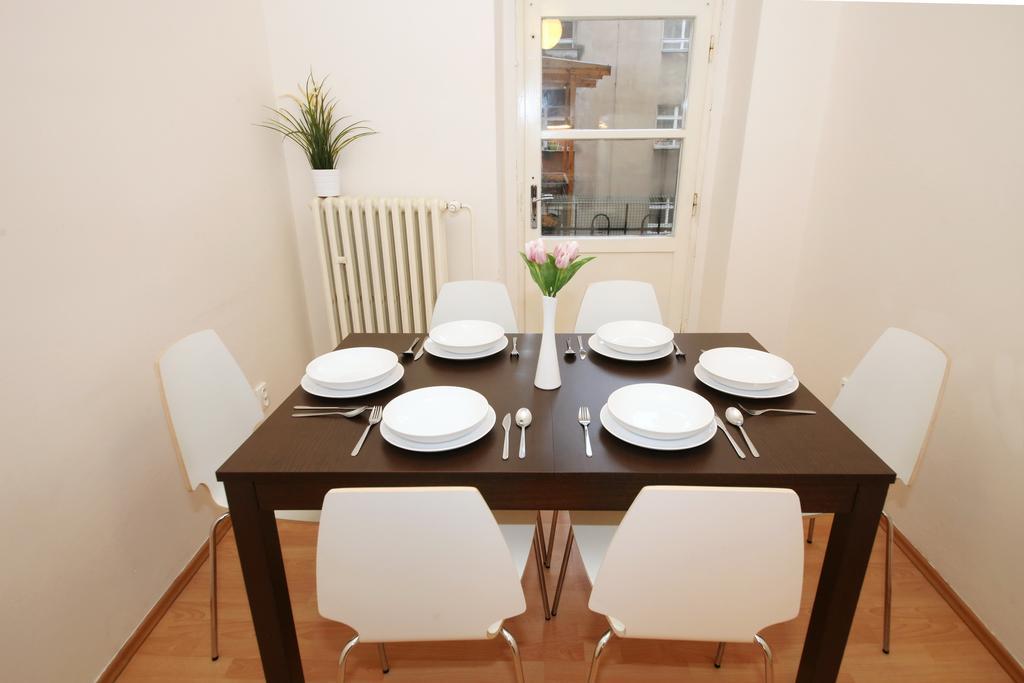 פראג Apartments With 2 Bathrooms- 5 Minutes From Old Town - 102 M2 מראה חיצוני תמונה