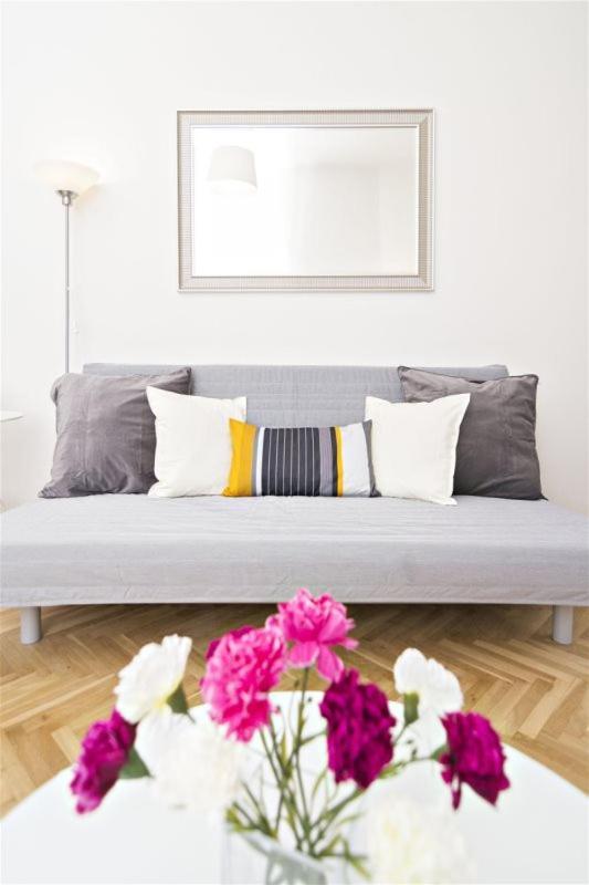 פראג Apartments With 2 Bathrooms- 5 Minutes From Old Town - 102 M2 מראה חיצוני תמונה