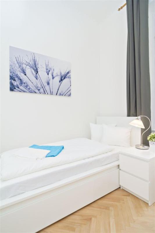 פראג Apartments With 2 Bathrooms- 5 Minutes From Old Town - 102 M2 מראה חיצוני תמונה
