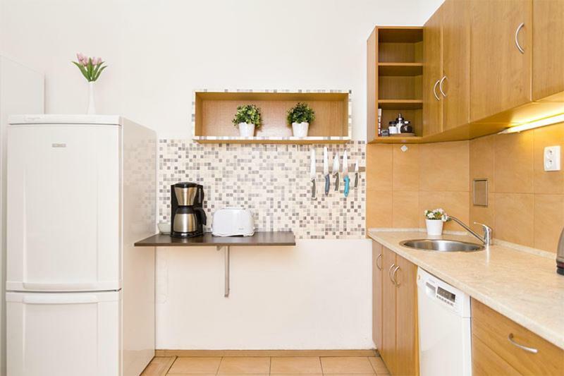 פראג Apartments With 2 Bathrooms- 5 Minutes From Old Town - 102 M2 מראה חיצוני תמונה