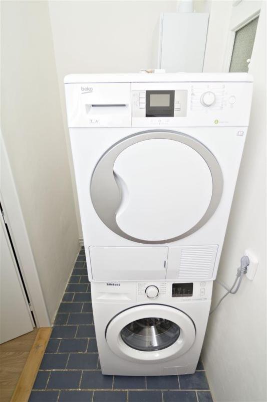 פראג Apartments With 2 Bathrooms- 5 Minutes From Old Town - 102 M2 מראה חיצוני תמונה